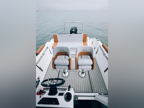 2023 Bénéteau Boats Flyer 7 на продаж