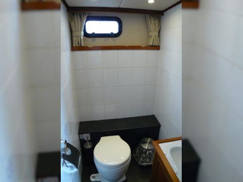 1993 Valkkruiser Content