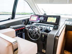 2016 Ferretti Yachts 550
