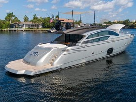 2015 Pershing 82