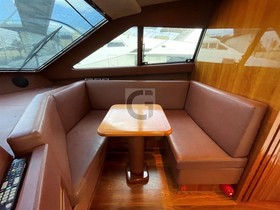 Vegyél 2006 Ferretti Yachts 830