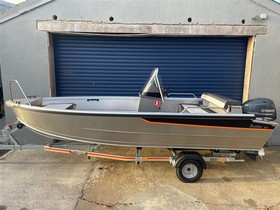 Buster Boats M1