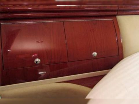2002 Fairline Phantom 43