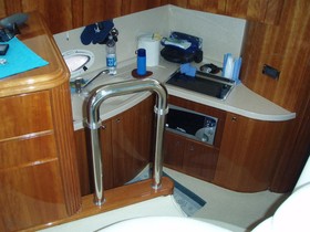 2001 Azimut Yachts 42