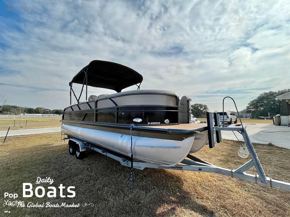 2019 Misty Harbor Biscayne Bay 2285 Cb for sale. View price, photos and