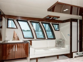 2010 Lazzara Yachts 92 Lsx for sale
