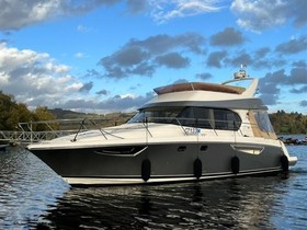 Prestige Yachts 390