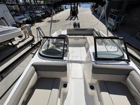 2016 Bayliner Boats 210