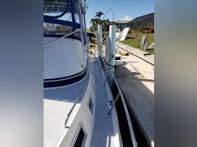 1999 Albin Yachts Command Bridge 32 + 2