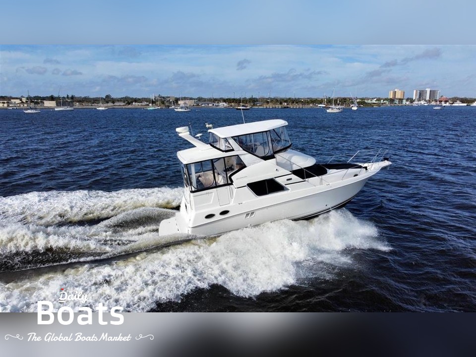 2001 Silverton 392 for sale. View price, photos and Buy 2001 Silverton ...
