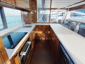 Buy 2021 Sunseeker 76 Yacht