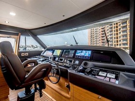 Vegyél 2019 Ferretti Yachts Custom Line 28 Navetta