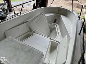 1988 Boston Whaler Boats 220 Outrage