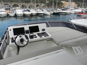 2021 Prestige Yachts 520