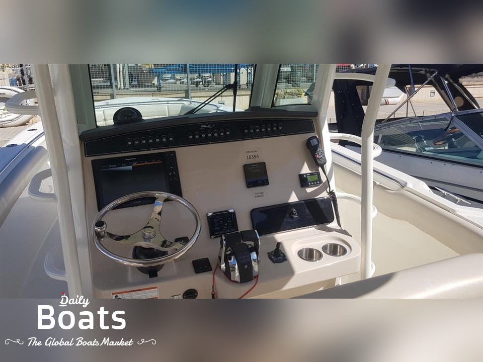 2018 Boston Whaler Boats 330 Outrage for sale. View price, photos and ...