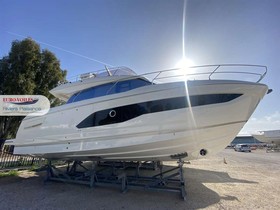 Prestige Yachts 420