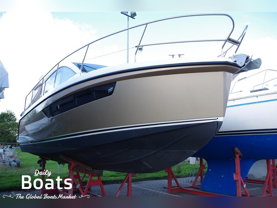 2017 Sealine C330 for sale. View price, photos and Buy 2017 Sealine ...