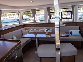 2020 Lagoon Catamarans 420
