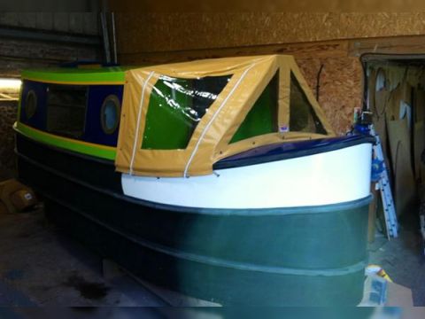 Vegyél 2012 Bespoke Narrow Boat