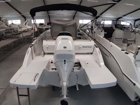 Купить 2022 Bénéteau Boats Flyer 800 Sundeck