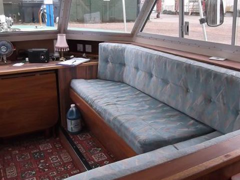 Buy 1981 Aquafibre 33 Ruby
