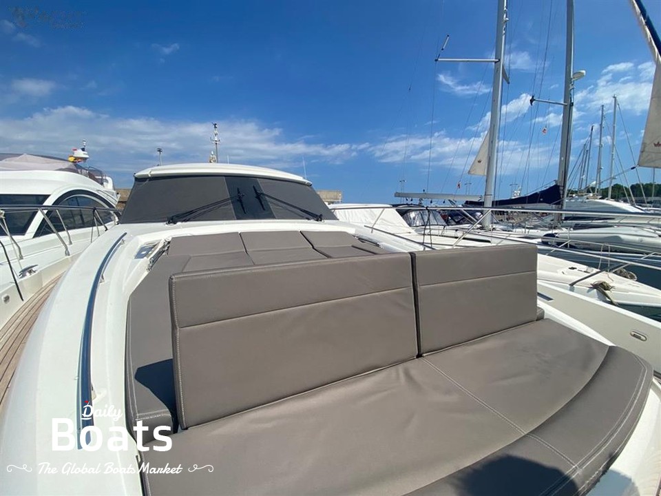 2018 Prestige Yachts 560 for sale. View price, photos and Buy 2018