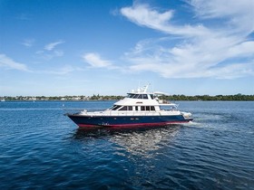 2016 Hunt Yachts 80 на продажу