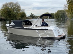 2021 Corsiva 595 Tender