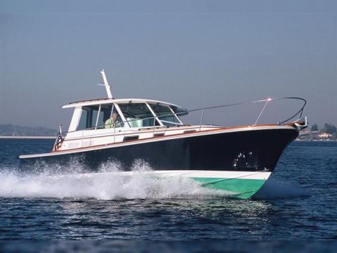 Bruckmann Custom Yachts Bluestar