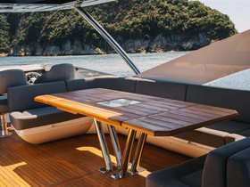 2018 Sunseeker 86 Yacht myytävänä