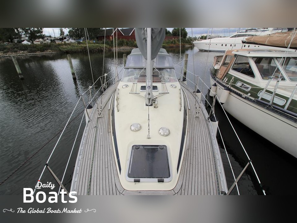 1990 Maxi Yachts 35 for sale. View price, photos and Buy 1990 Maxi