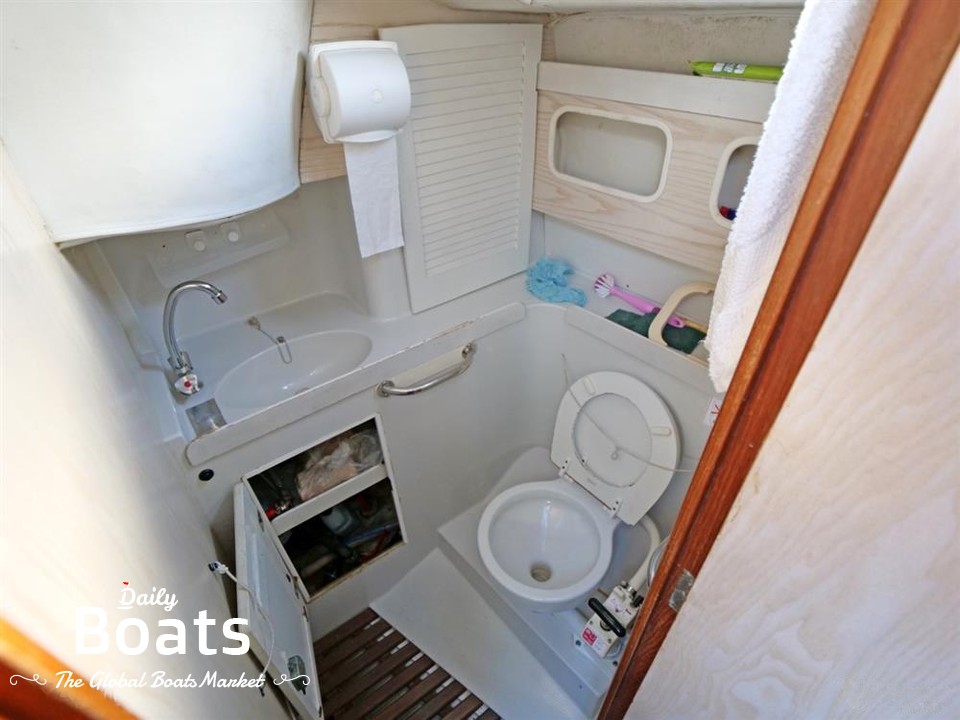 1991 Hunter Channel 32 for sale. View price, photos and Buy 1991 Hunter