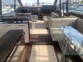 2022 Prestige Yachts 690 till salu