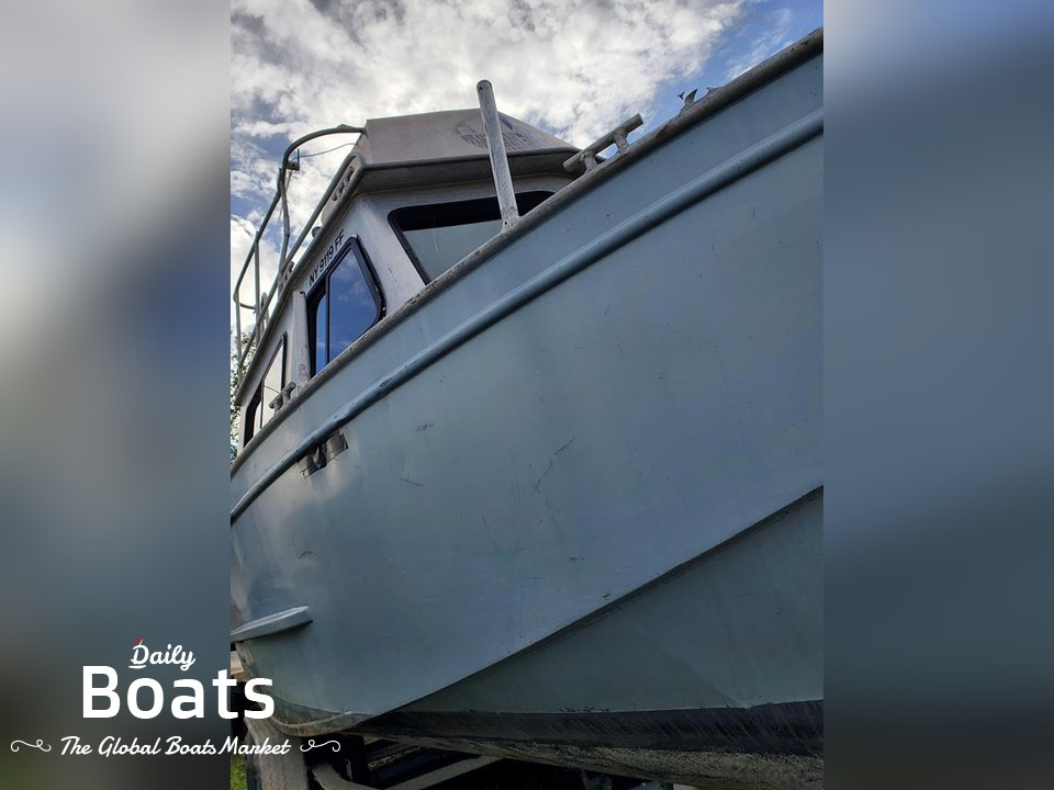 1988 Commercial Boats 28' Work Crew for sale. View price, photos and