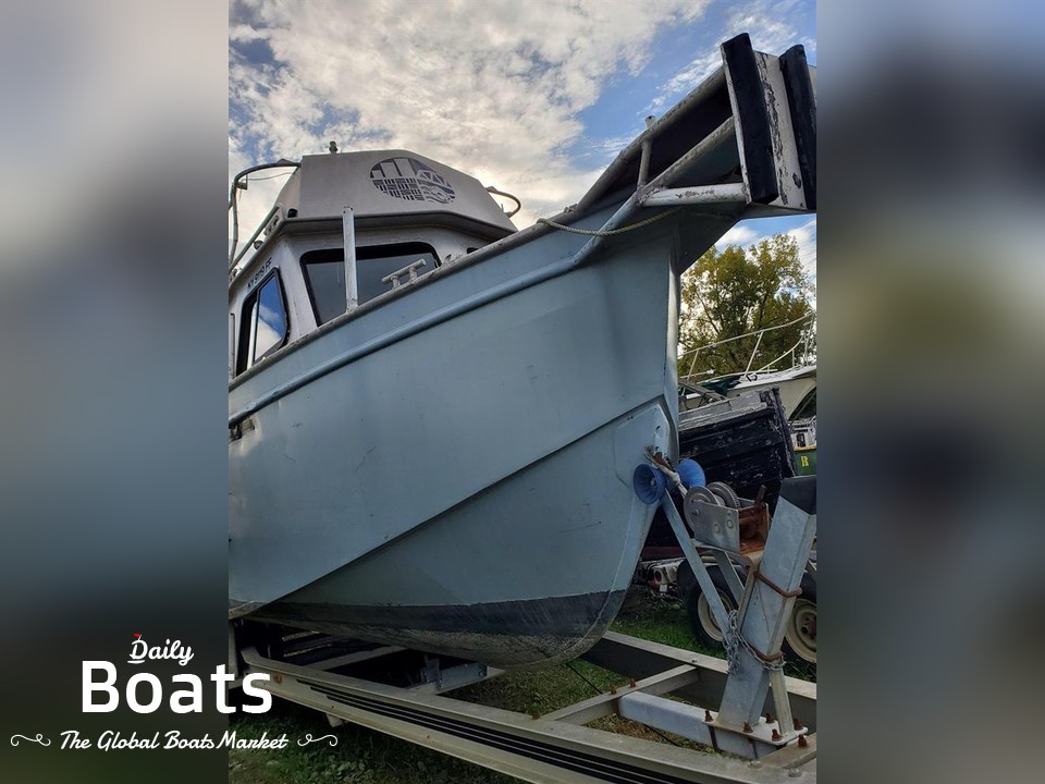 1988 Commercial Boats 28' Work Crew for sale. View price, photos and