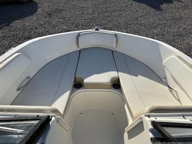 Kupiti 2016 Bayliner Boats Vr6