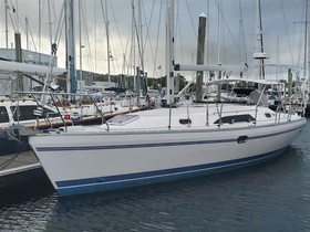 2012 Catalina Yachts 355 na prodej