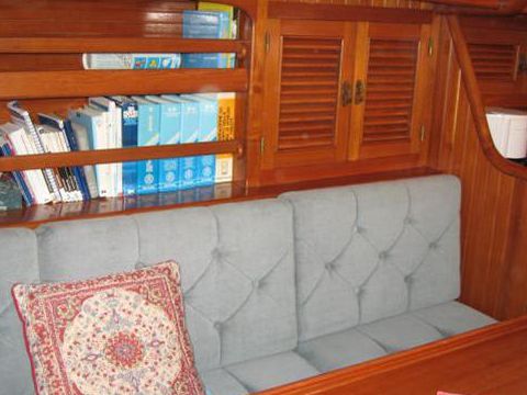 1988 Delta 46