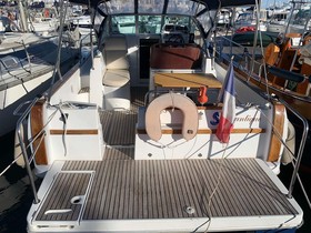 2002 Bénéteau Boats Ombrine 700 на продаж