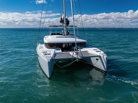 2017 Lagoon Catamarans 520
