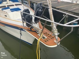 1985 Irwin Yachts 38 на продажу