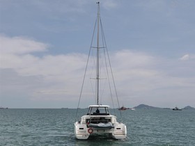 Osta 2021 Lagoon Catamarans