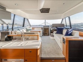 2015 Prestige Yachts 550