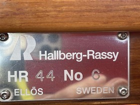 2017 Hallberg Rassy 44