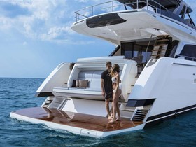 2020 Ferretti Yachts 720