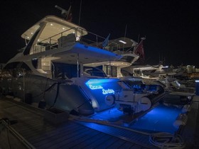 Vegyél 2019 Azimut Yachts 66