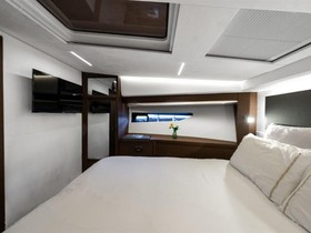 Купити 2020 Prestige Yachts 520