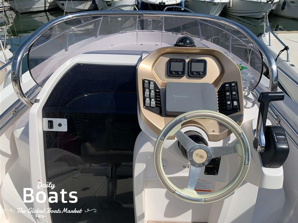 2011 Sessa Marine Key Largo 24 for sale. View price, photos and Buy