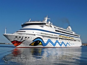 Commercial Boats Cruise Ship - 1266/1300 Passengers