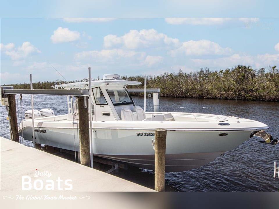 2022 Everglades 335 Center Console for sale. View price, photos and Buy